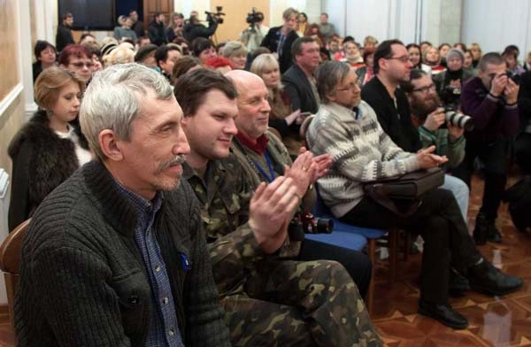 In article 33a615bce5