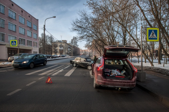 Скользкая разметка сыграла свою роль