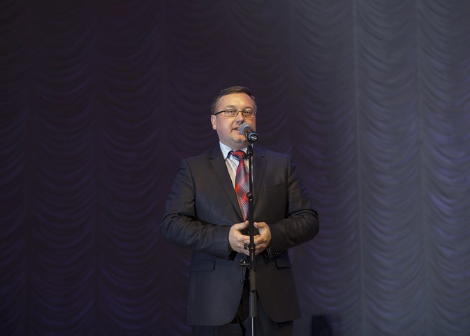 Обязательная пара тёплых слов от принимающей стороны - главы Вороновского поселения Новой Москвы Евгения Иванова.