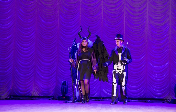 демон и скелет