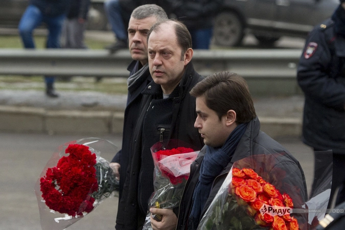 Председатель ЦС «Альянса Зелёных — Народной партии» Олег Митволь (в центре).