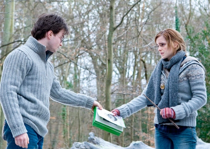 Кадр из фильма "Гарри Поттер и Дары Смерти: Часть I"