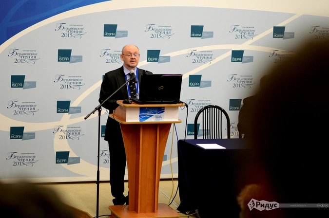 Аркадий Минаков