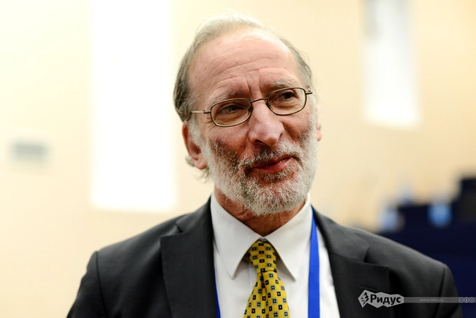 Экс-советник Марин Ле Пен по России, политолог Эммануэль Леруа