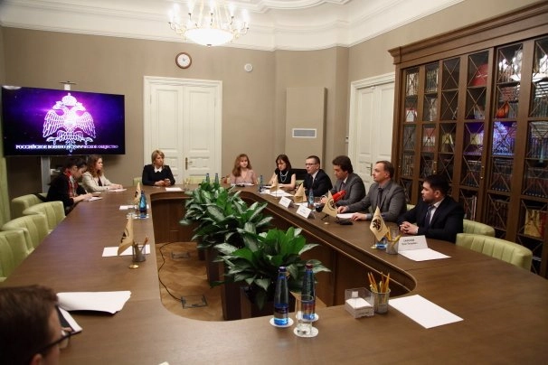 In article f492221584