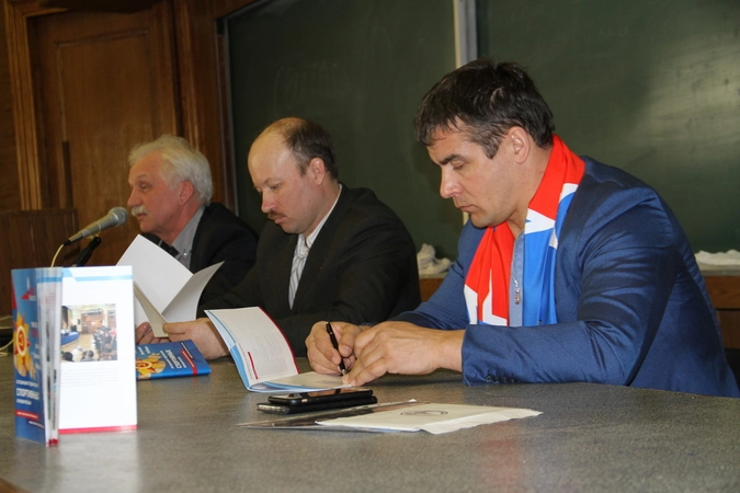 Альберт Демченко