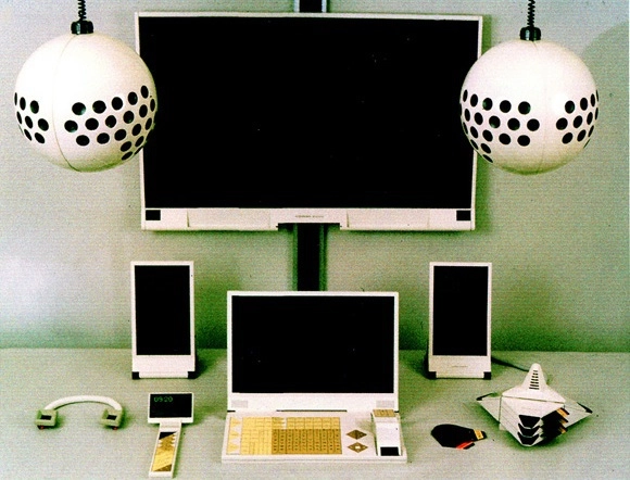 In article cd700cf996