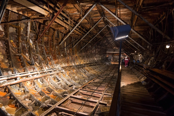 Наклонный ход на станции «Окружная» 