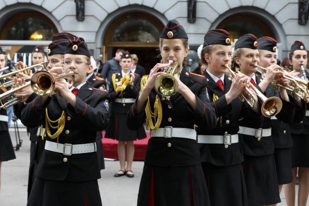 In article d4ed69a415