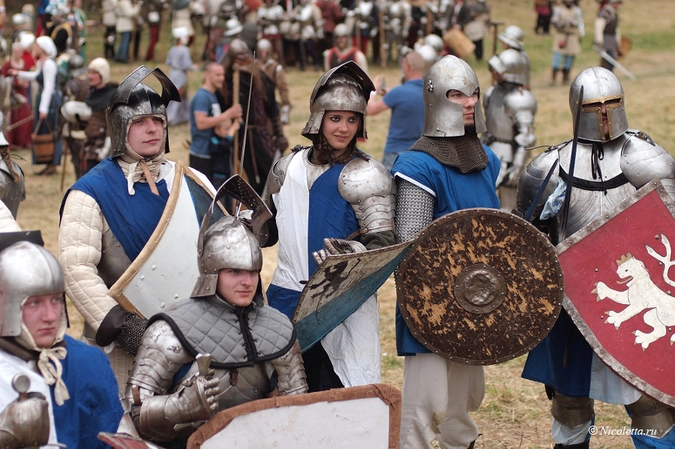 Среди рыцарей были и женщины