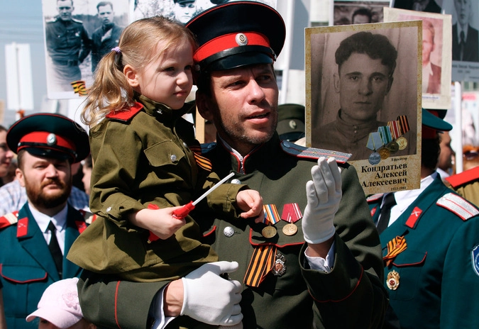 Участники акции "Бессмертный полк" в Новосибирске.