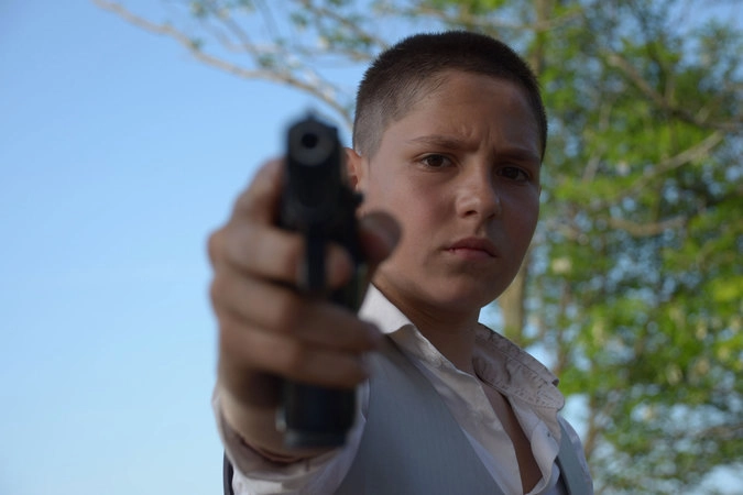 Кадр из фильма «Анклав»