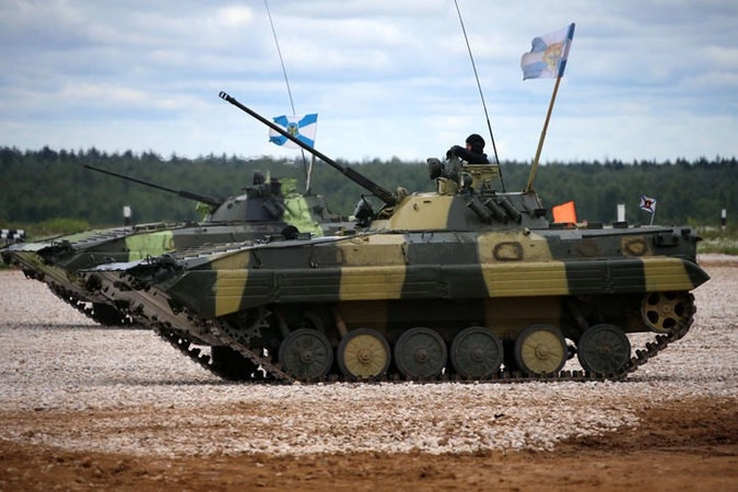 «Суворовский натиск» — мотострелковые подразделения продемонстрируют навыки вождения техники по пересеченной местности с преодолением препятствий, точность стрельбы по различным типам мишеней и слаженность своих подразделений.