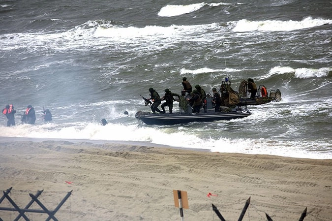 «Каспийское дерби» — подразделения морской пехоты определят самых выносливых и сплоченных в ходе эстафеты и индивидуальной гонки на полигоне Аданак.