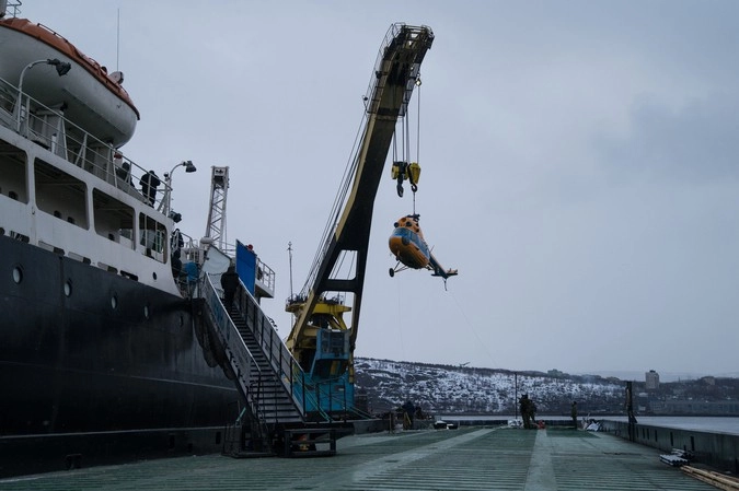 Фото со съёмок фильма «Ледокол»