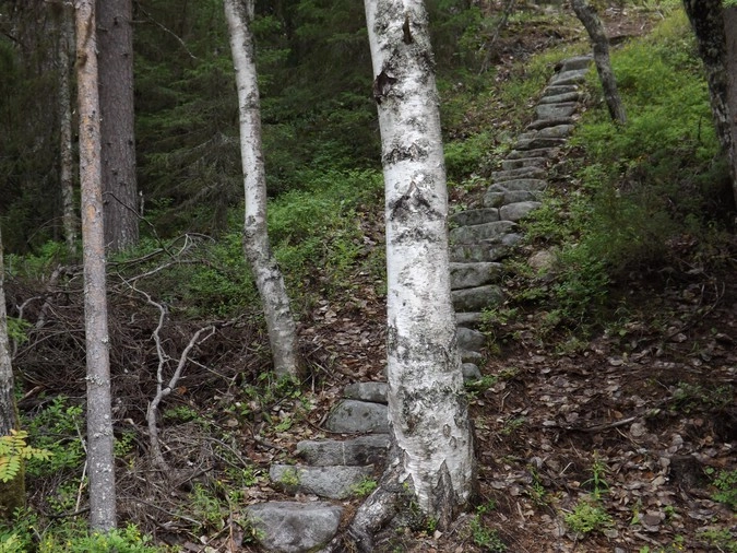 Лестница на Секирную гору