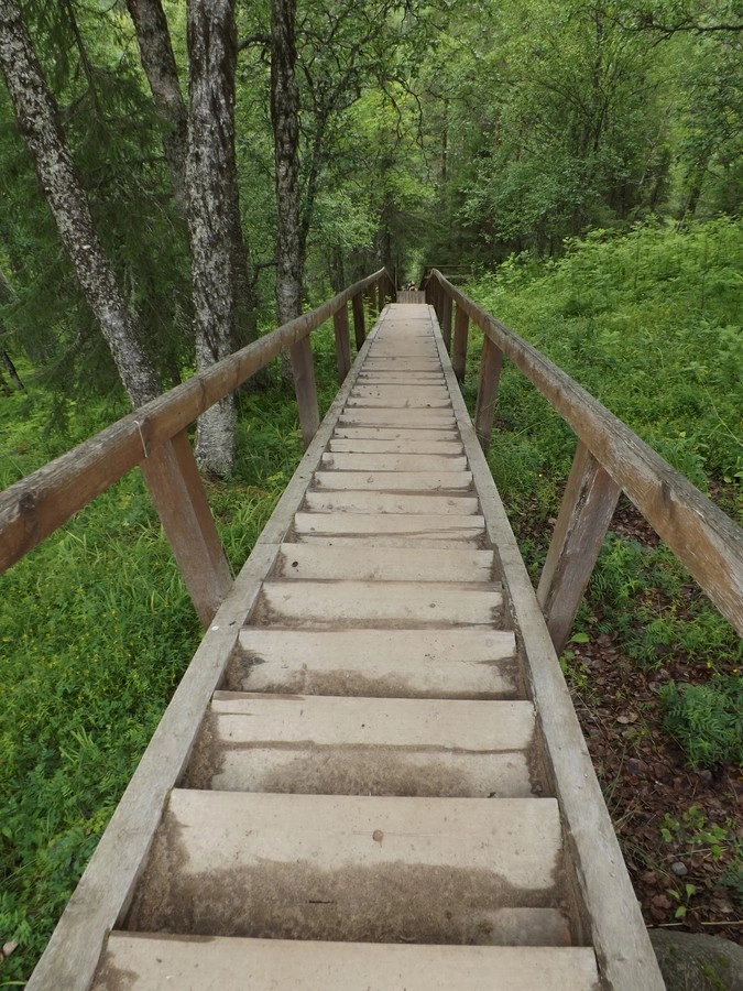 Спуск с Секирной горы