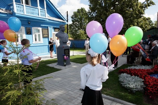 In article 51496109b1