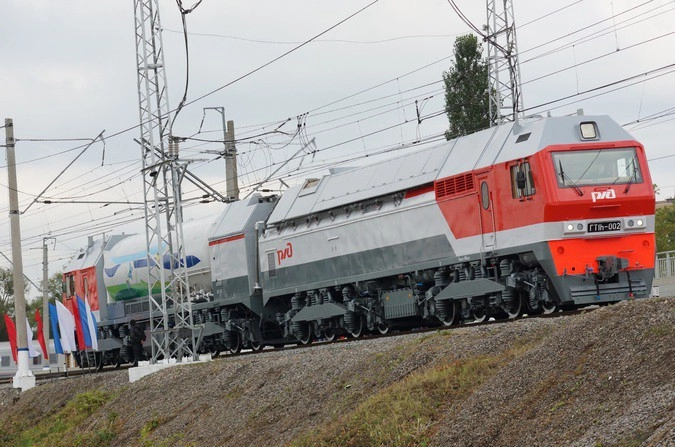 Газотурбовоз ГТ1h-002