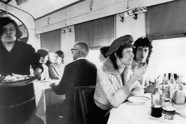 In article f3a31efe00