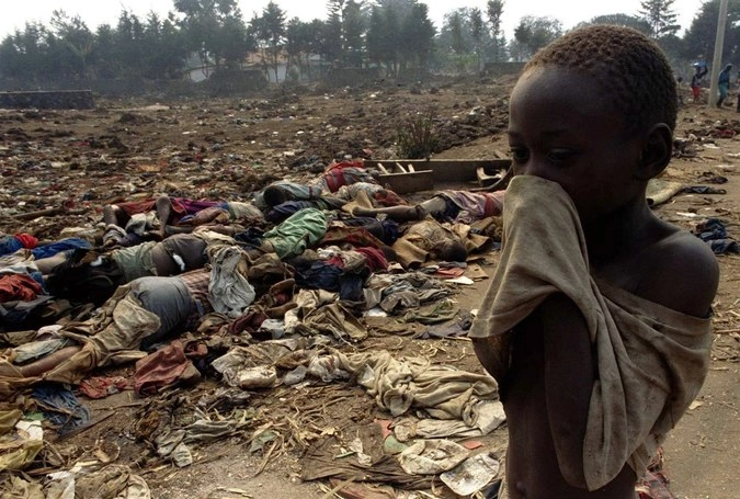 Жертвы резни в Руанде.