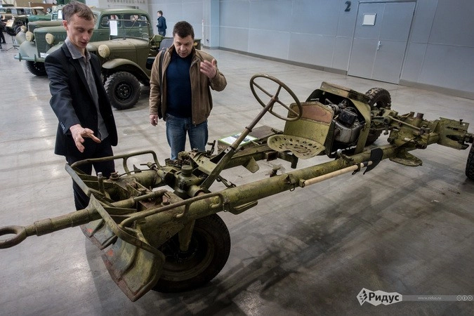 СД-44 для транспортировки пушек