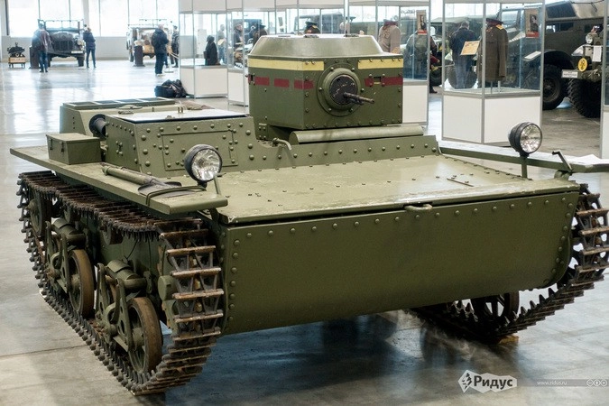 Плавающий Т-38