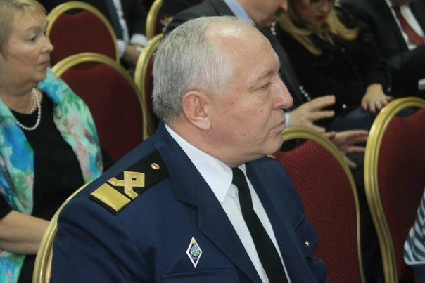 In article 12c501e939