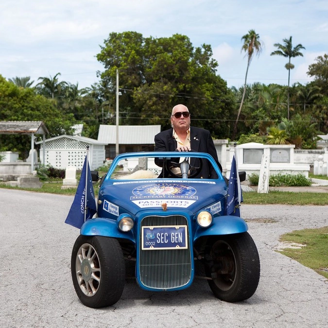 Генеральный секретарь Республики Конк сэр Питер Андерсон