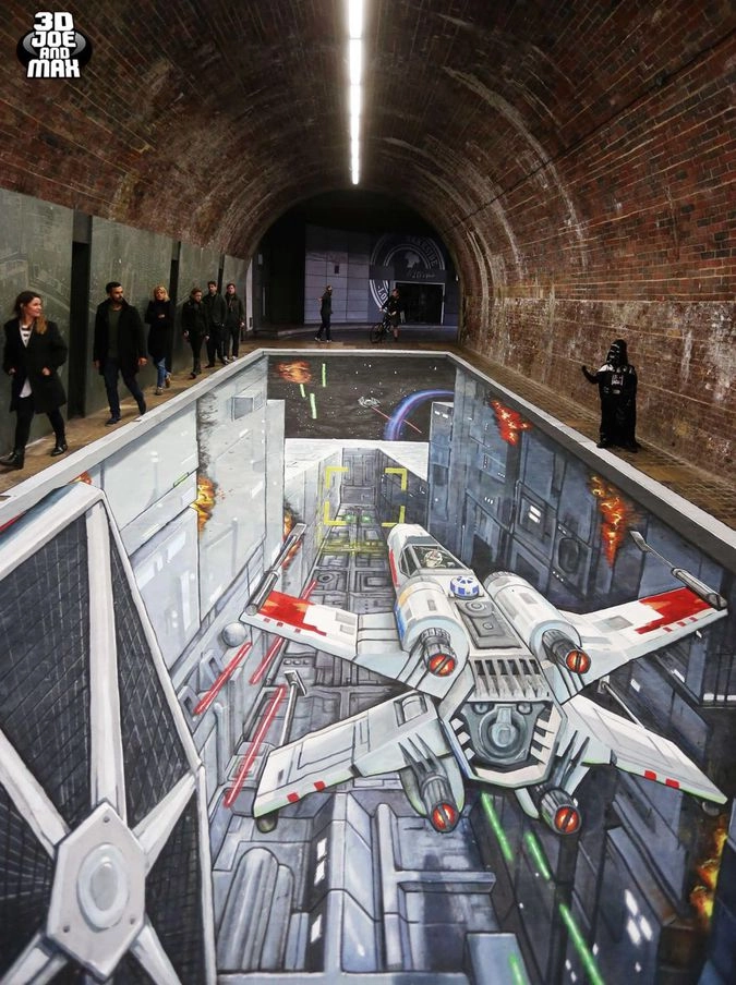 Размер этой работы 15 на 7 метров. Джо создал ее 1 октября 2015 под мостом в Лондоне, чтобы отпраздновать премьеру очередной серии "Звездных войн"