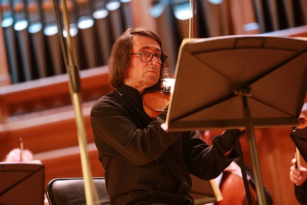 In article c3a29520a4