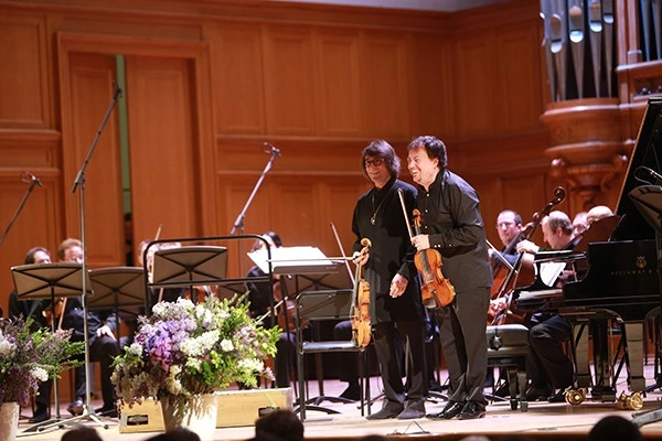 In article 559cd02953