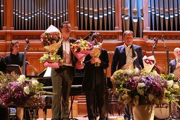 In article ff41124e7f