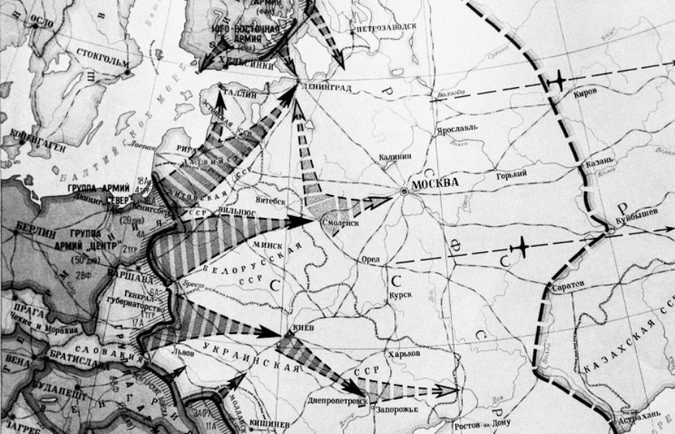  План операции «Барбаросса» был получен советским командованием уже через месяц после его разработки
