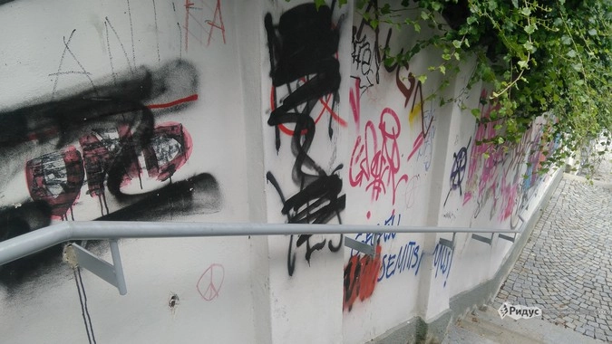 Зальцбург. Вверх от набережной реки Зальцах. Туристический центр. 