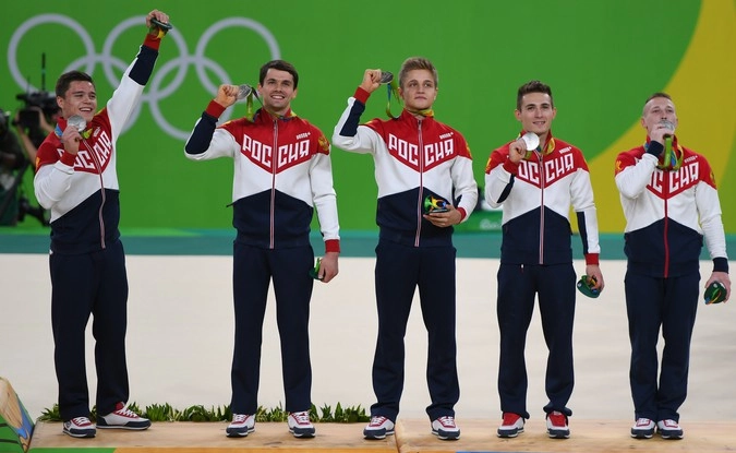 Слева направо Никита Нагорный, Николай Куксенков, Иван Стретович, Давид Белявский и Денис Аблязин