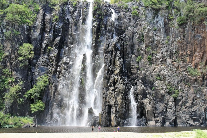 На Реюньоне есть собственный водопад Ниагара - это официальное название