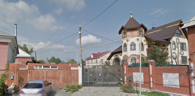 Перестрелка случилась напротив кафе, которым владеют выходцы из Средней Азии