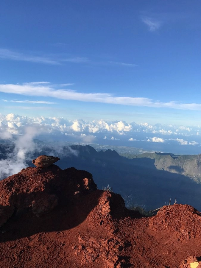 Вид с вершины  на вулканический цирк Мафатфото Юрий Колбасин