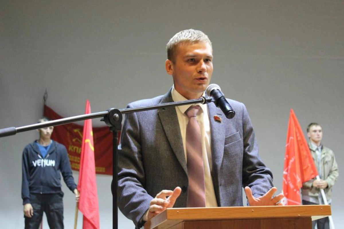 Кандидат горе. Кандидат горе. Наш кандидат. Юристы оппозиционеры. Кандидат горе.