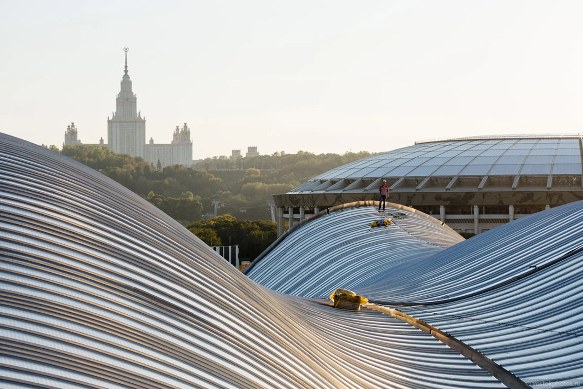 Центр художественной гимнастики москва лужники. Центр художественной гимнастики москва лужники. Московские спортивные объекты. Центр самбо и бокса в лужниках. Бассейн лужники.