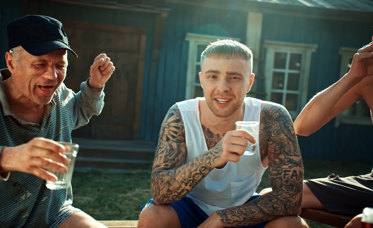 Кадр из клипа Егора Крида "Сердцеедка"