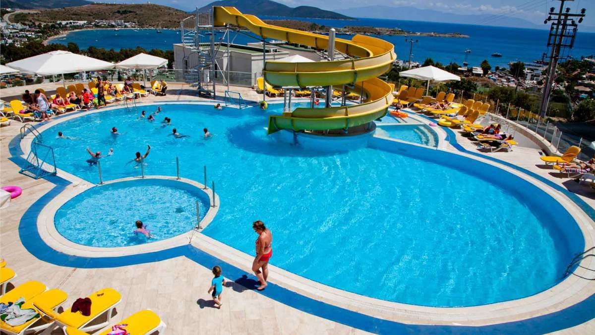 Бассейн отеля Sunhill, Турция. &copy; sunhillhotels.com