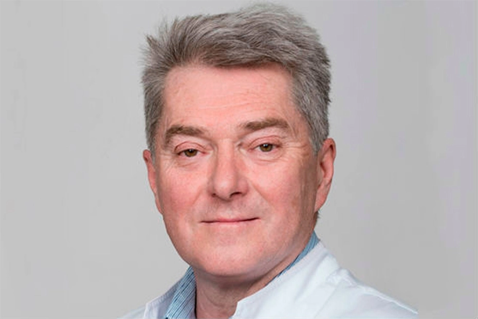 Георгий Менткевич создал первое в России детское отделение трансплантации костного мозга, но с 26 сентября больше им не руководит Георгий Менткевич создал первое в России детское отделение трансплантации костного мозга, но с 26 сентября больше им не руководит