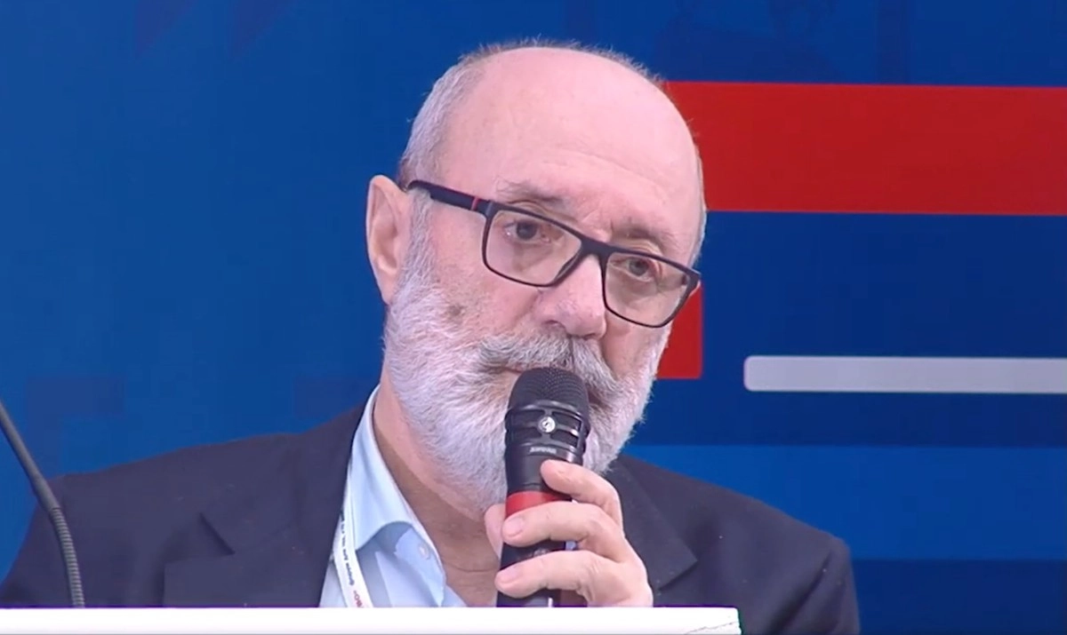 Лев Амбиндер