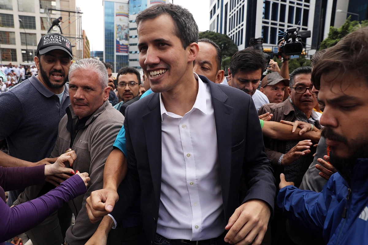 Председатель Национальной ассамблеи Венесуэлы Хуан Гуайдо на митинге в Каракасе.