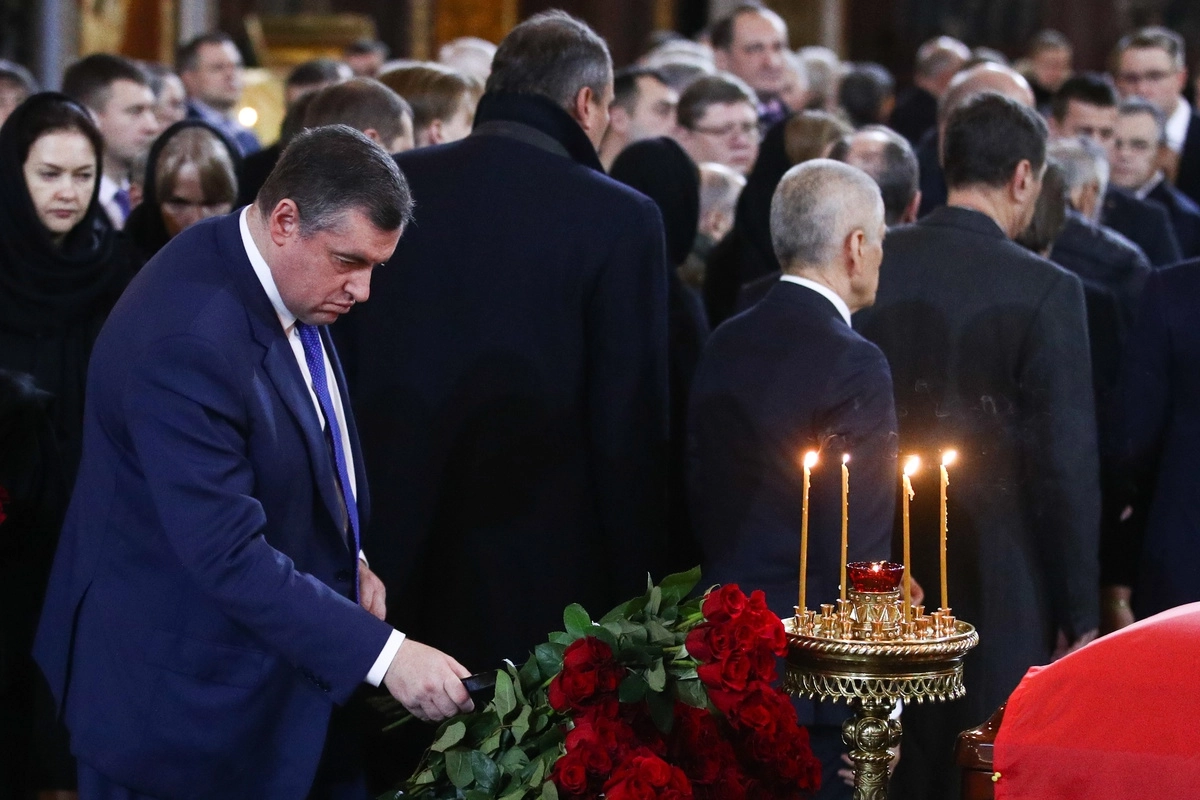 Леонид Слуцкий