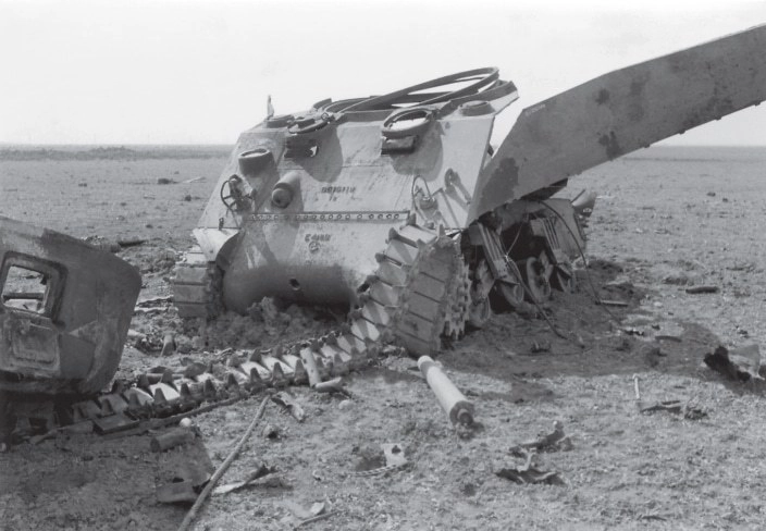 «Шерман» из состава 1-й бронетанковой дивизии США, уничтоженный у Сиди-бу-Зида ww2talk.com