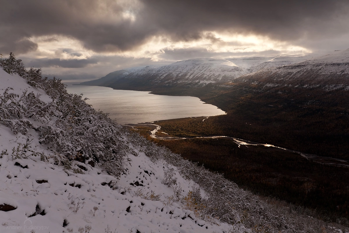 Восточная часть Хантайского озера, северная штанина. Плато Путорана. Восточная часть Хантайского озера, северная штанина. Плато Путорана.