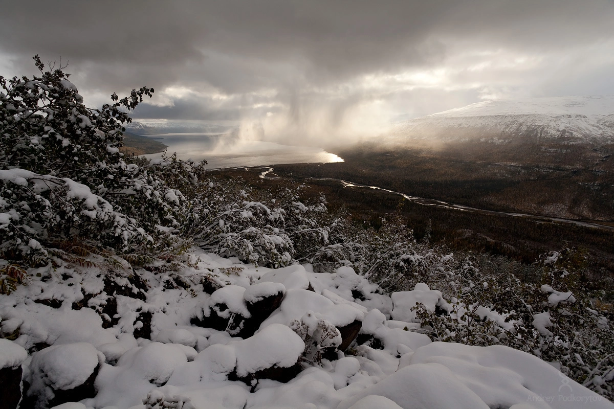 Восточная часть Хантайского озера, северная штанина. Плато Путорана. Восточная часть Хантайского озера, северная штанина. Плато Путорана.